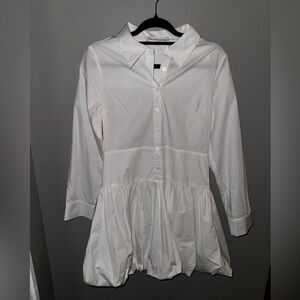 White long sleeve Bottom puffer dress
